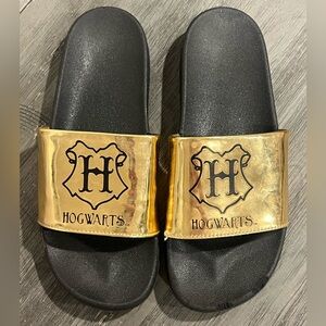 Hogwarts Flip flops Harry Potter Universal Studio Size 6-7